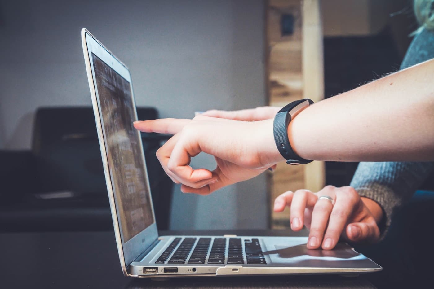 Student using AI-powered digital learning platform